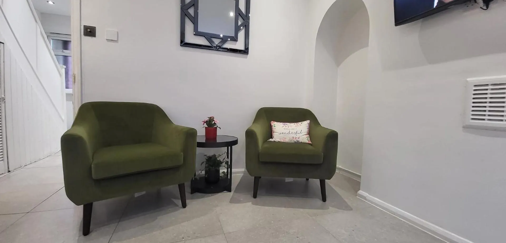 Delight Home-London City Airport & Excel Holiday home